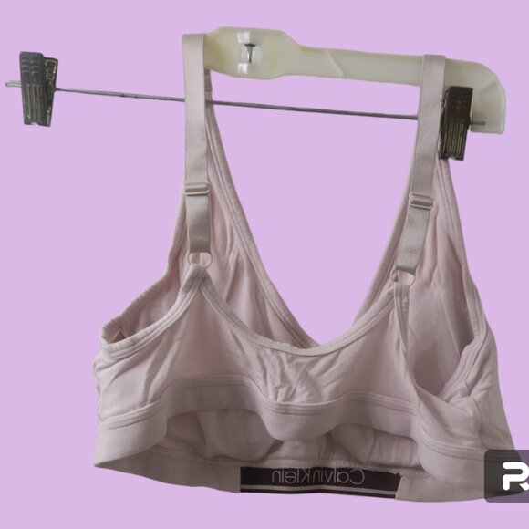 Calvin Klein sports bra simple plain solid in light pink size large. - Picture 4 of 5